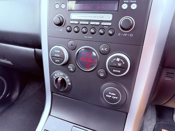 Used Suzuki Grand Vitara 2011 for sale - 74872118: Photo 33