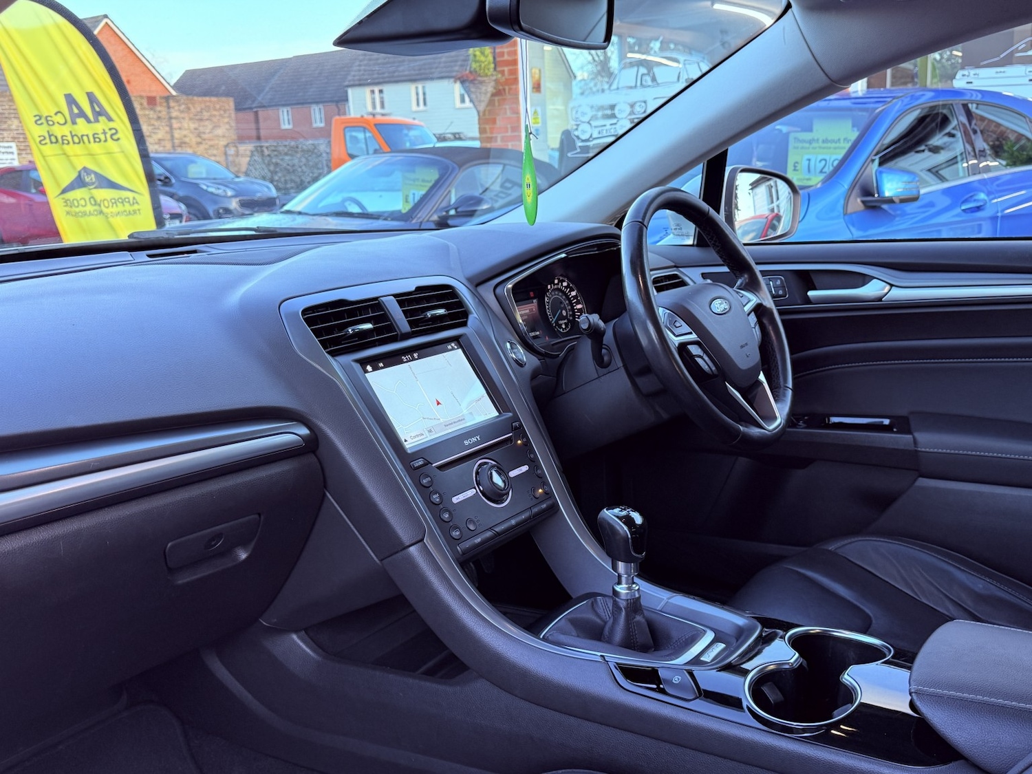 Used Ford Mondeo 2017 for sale - 76611396: Photo 23