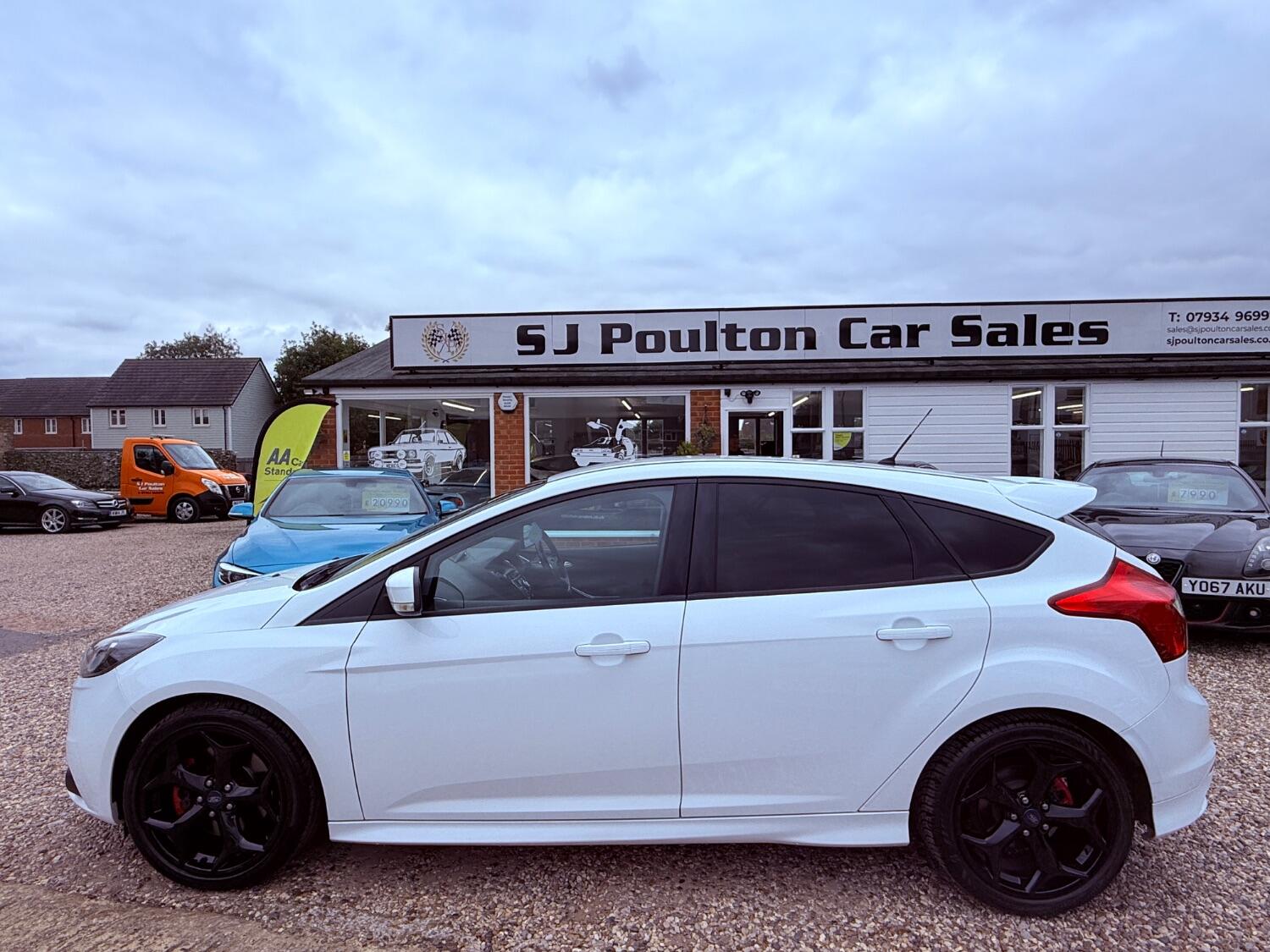 Used Ford Focus 2014 for sale - 76093752: Photo 11