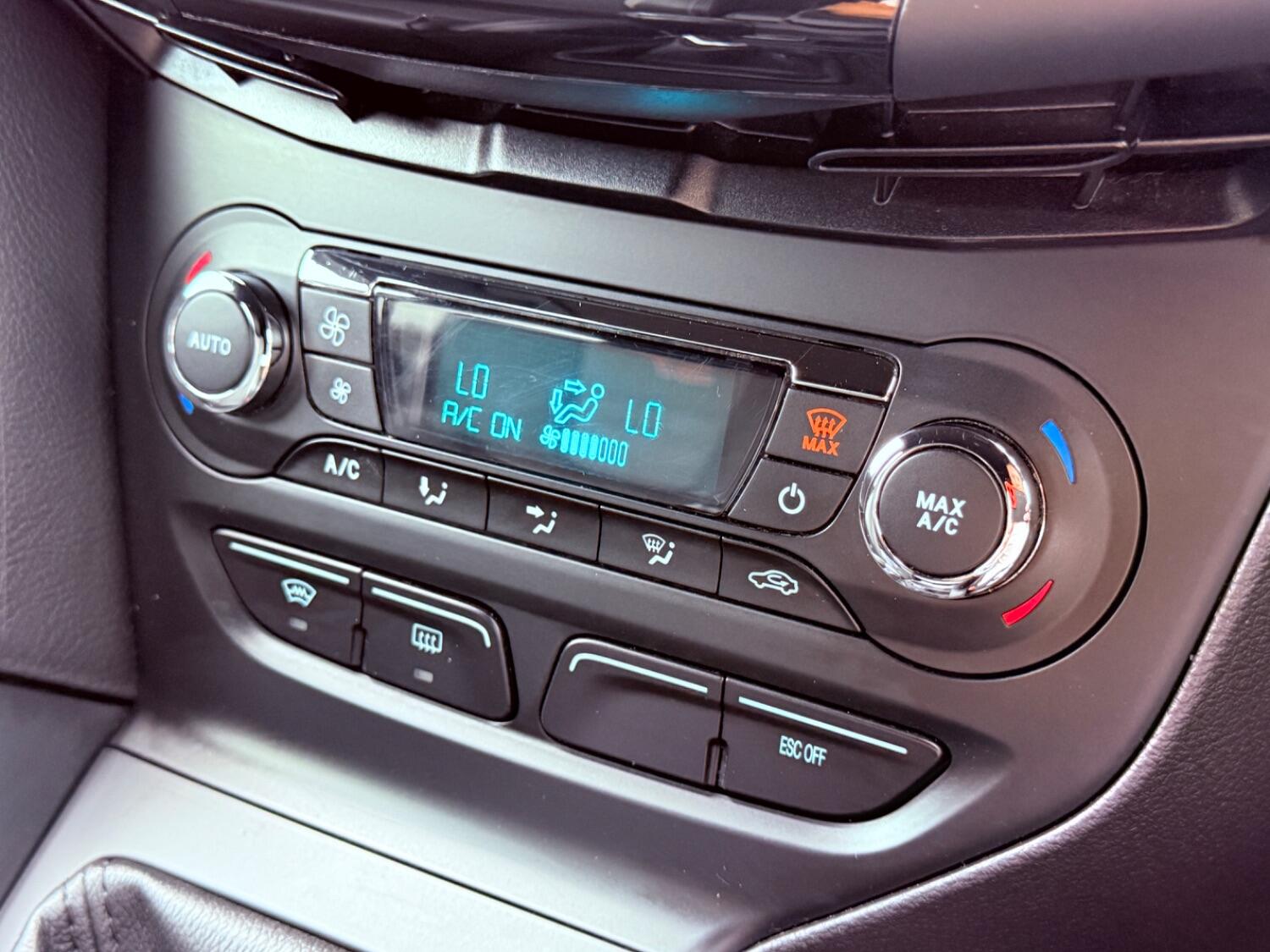 Used Ford Focus 2014 for sale - 76093752: Photo 37