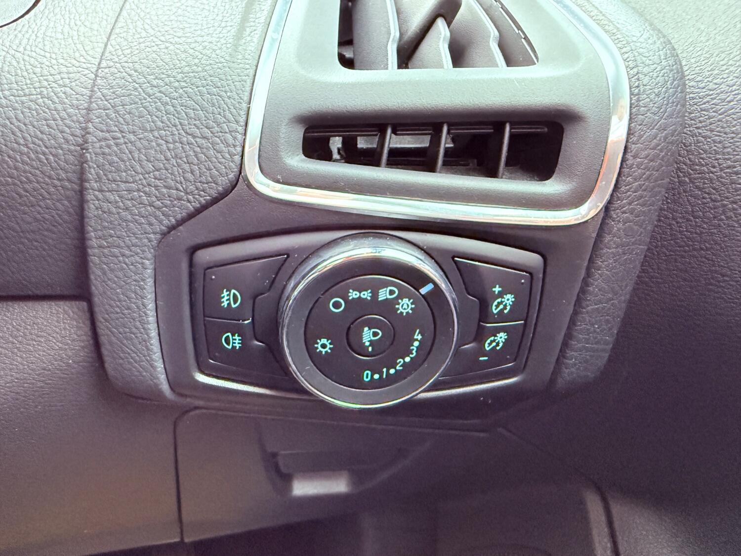 Used Ford Focus 2014 for sale - 76093752: Photo 44