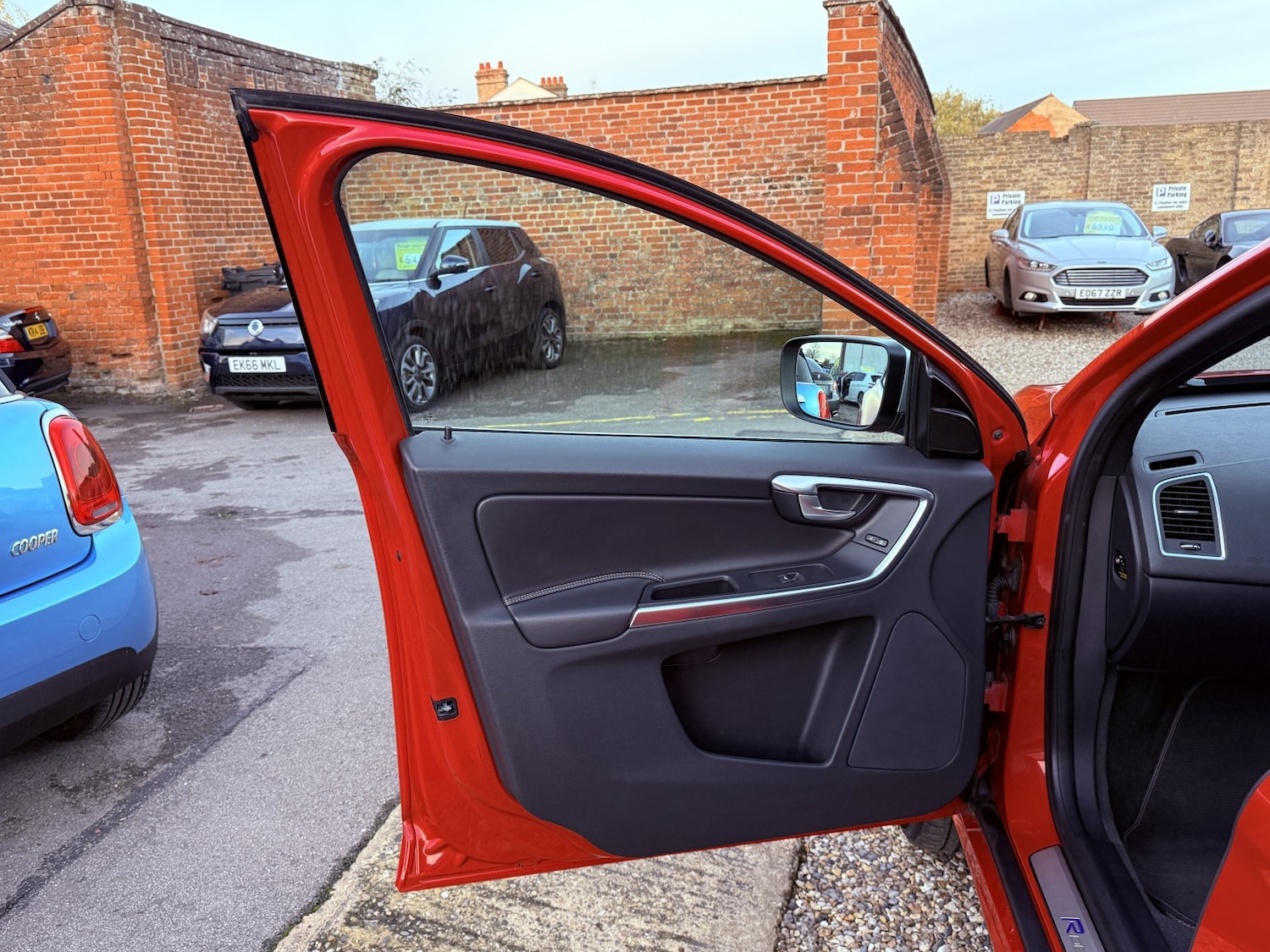 Used Volvo XC60 2013 for sale - 76591456: Photo 24