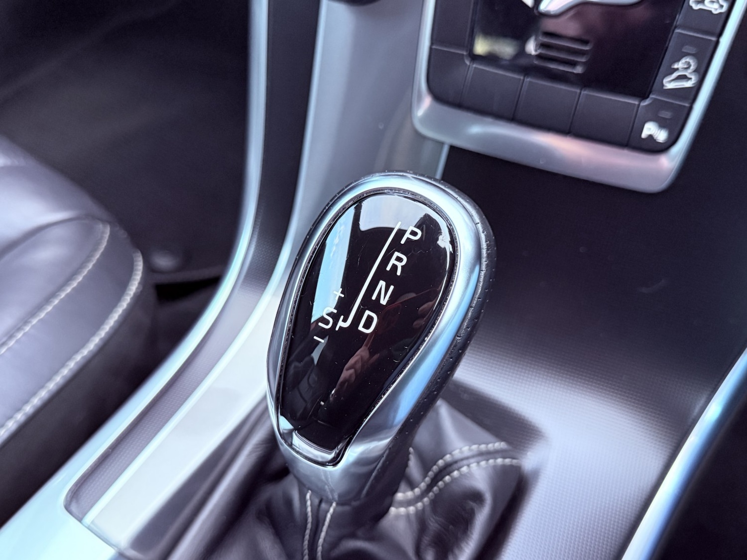 Used Volvo XC60 2013 for sale - 76591456: Photo 41