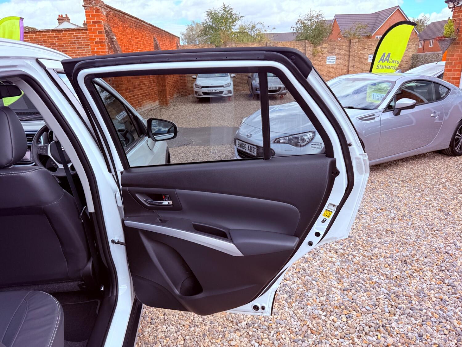 Used Suzuki SX4 S-Cross 2016 for sale - 76769297: Photo 37