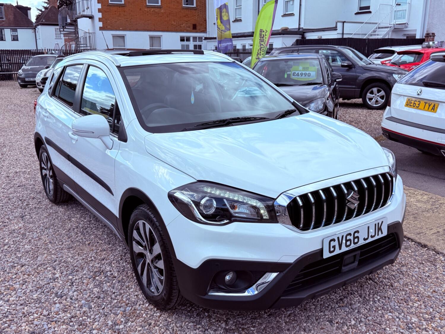 Used Suzuki SX4 S-Cross 2016 for sale - 76769297: Photo 8
