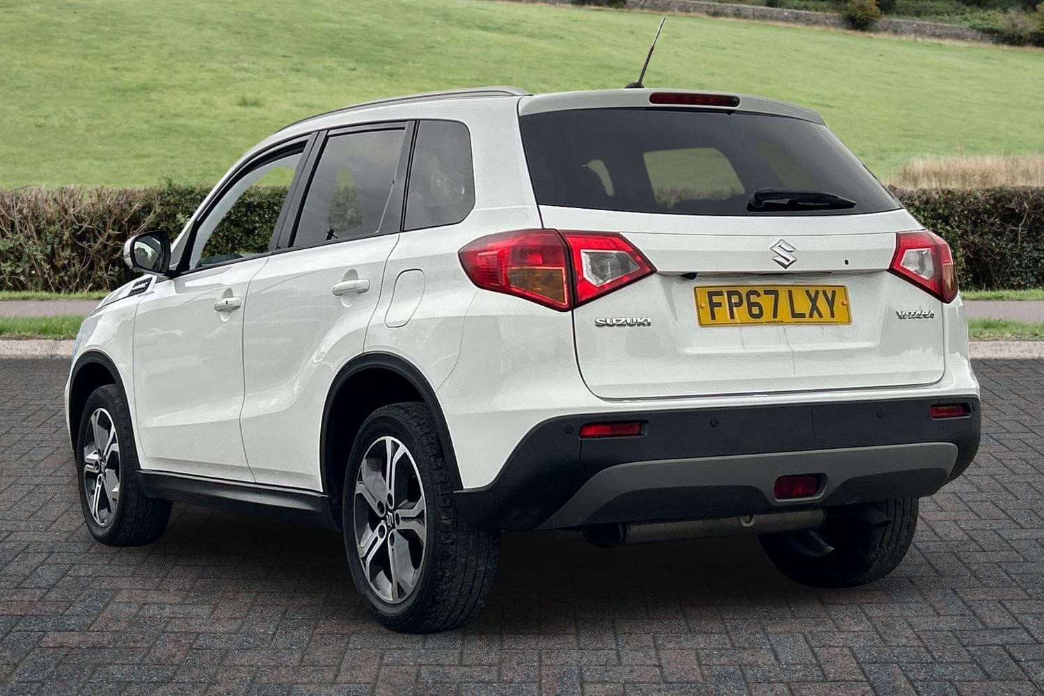 Used Suzuki Vitara 2017 for sale - 77027987: Photo 4