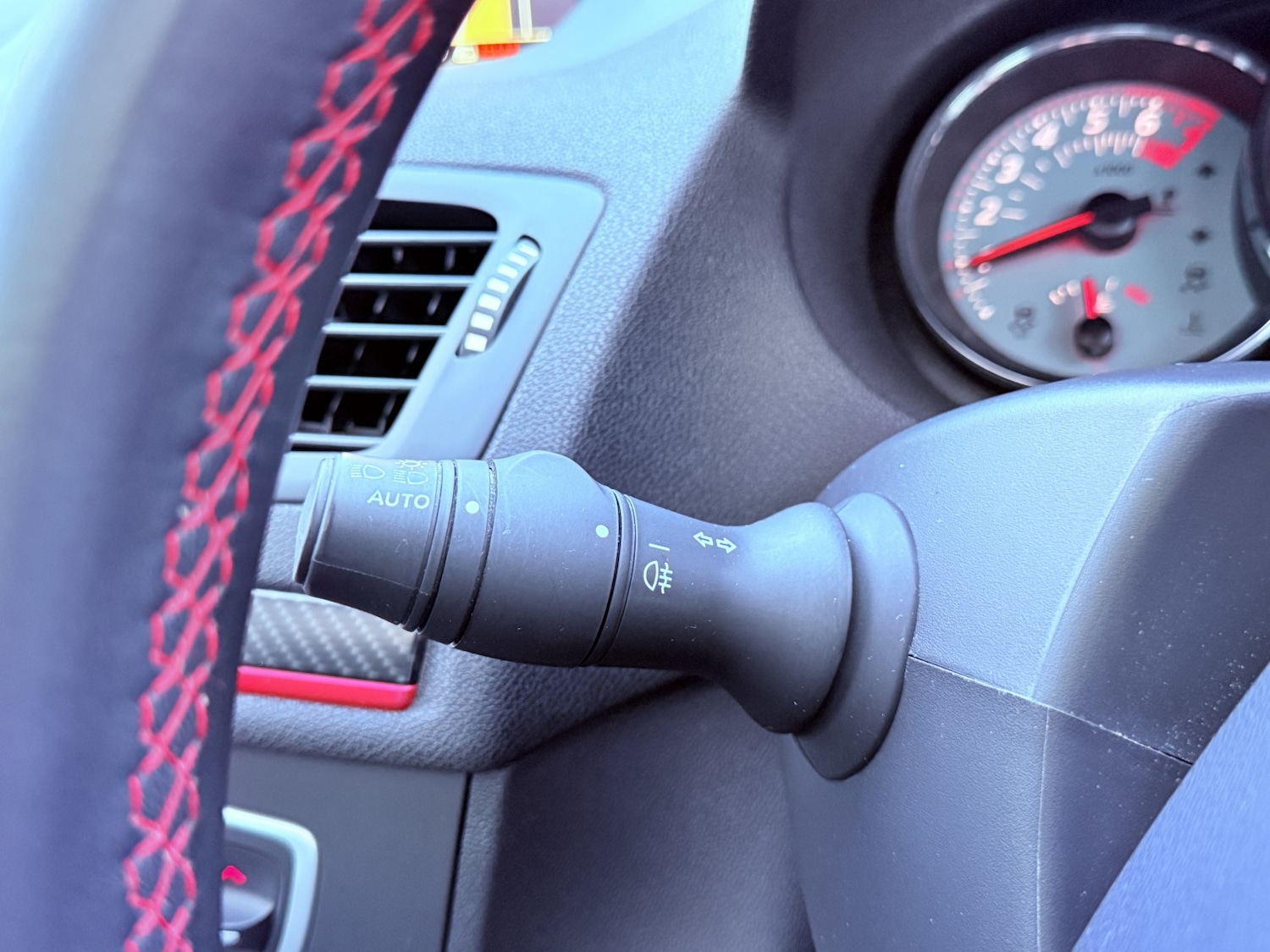 Used Renault Megane 2014 for sale - 77264512: Photo 40