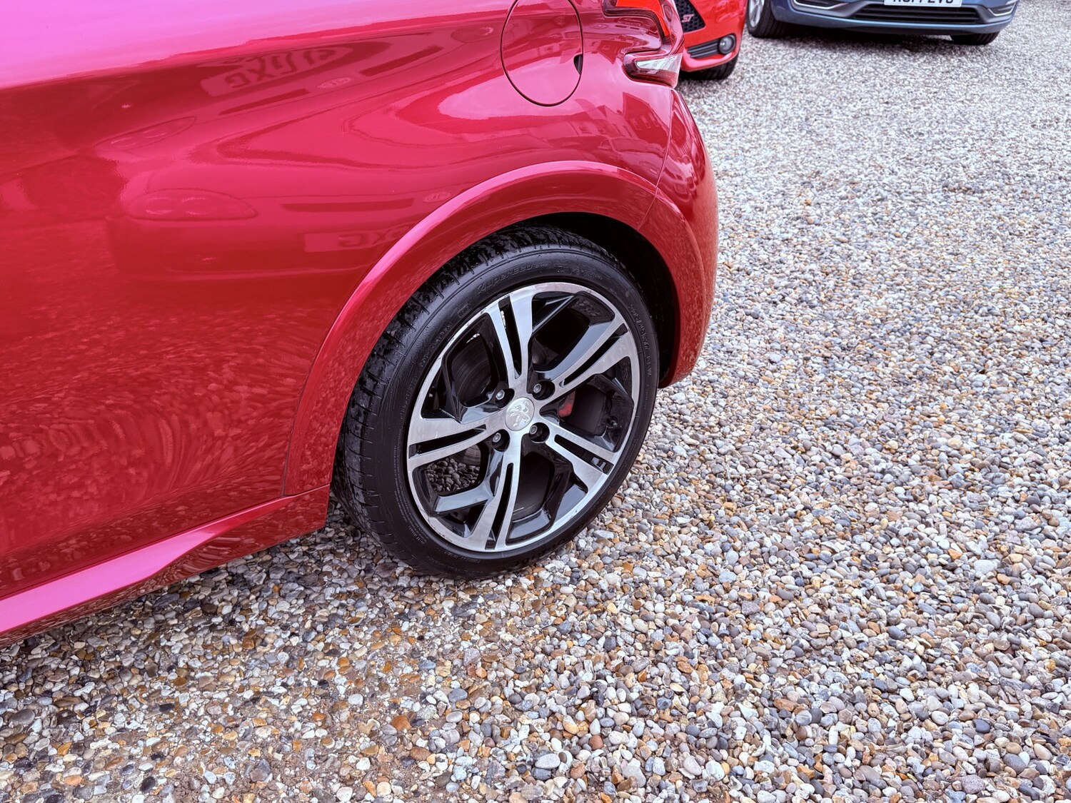 Used Peugeot 208 2017 for sale - 76896951: Photo 18