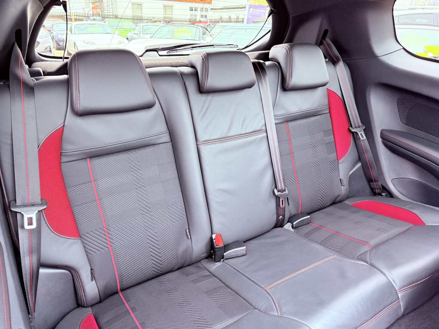 Used Peugeot 208 2017 for sale - 76896951: Photo 32