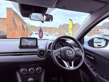 Used Mazda Mazda2 2016 for sale - 79439391: Photo
