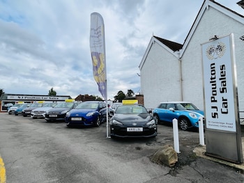 Used Ford Fiesta 2015 for sale - 79023880: Photo