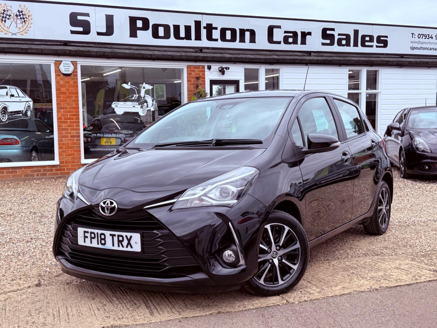 Used Toyota Yaris 2018 for sale - 76198152: Photo 1