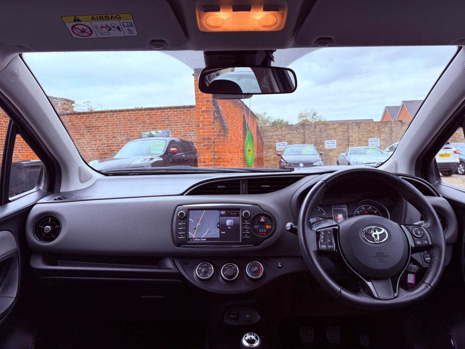 Used Toyota Yaris 2018 for sale - 76198152: Photo 24