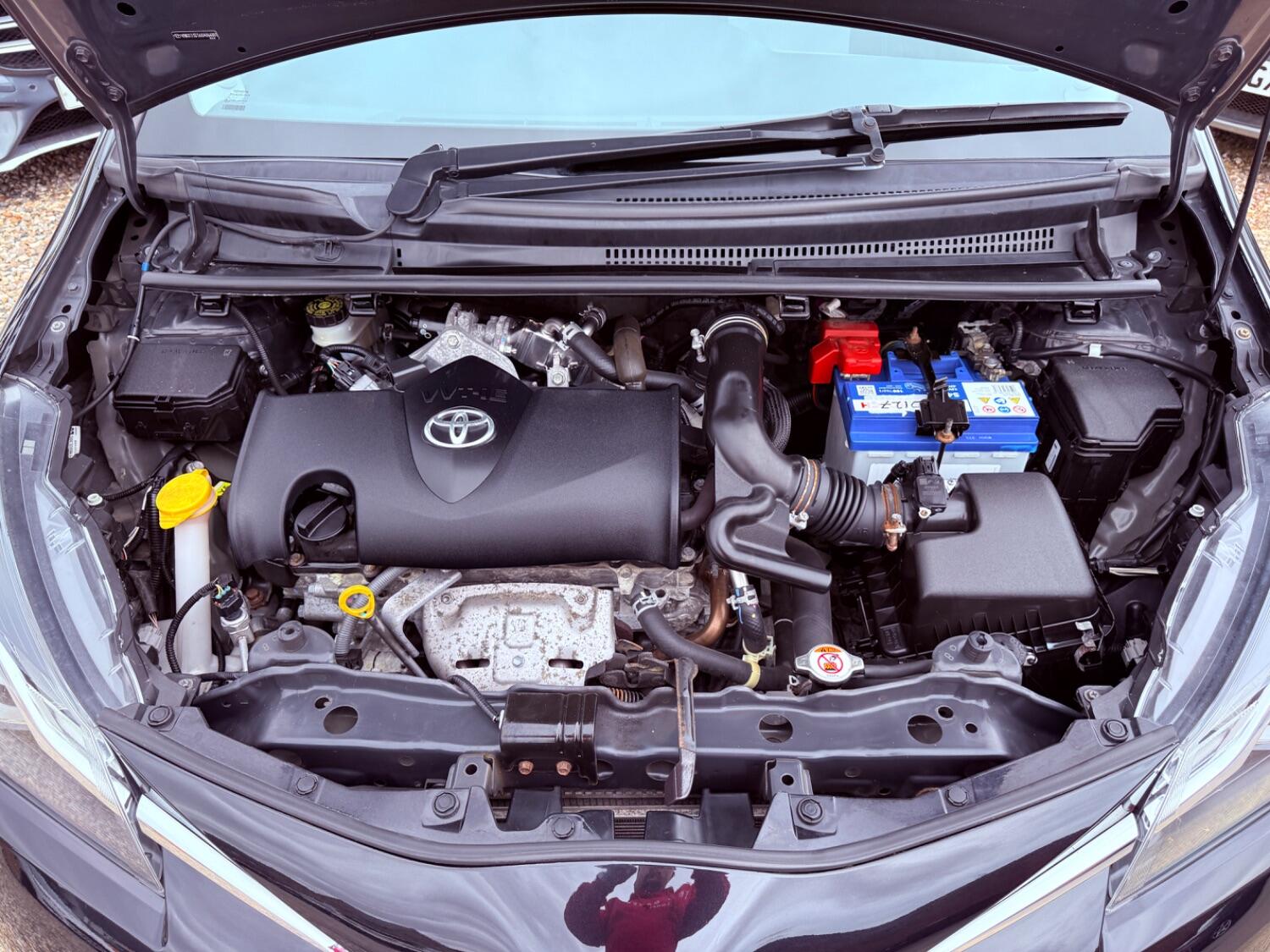 Used Toyota Yaris 2018 for sale - 76198152: Photo 42