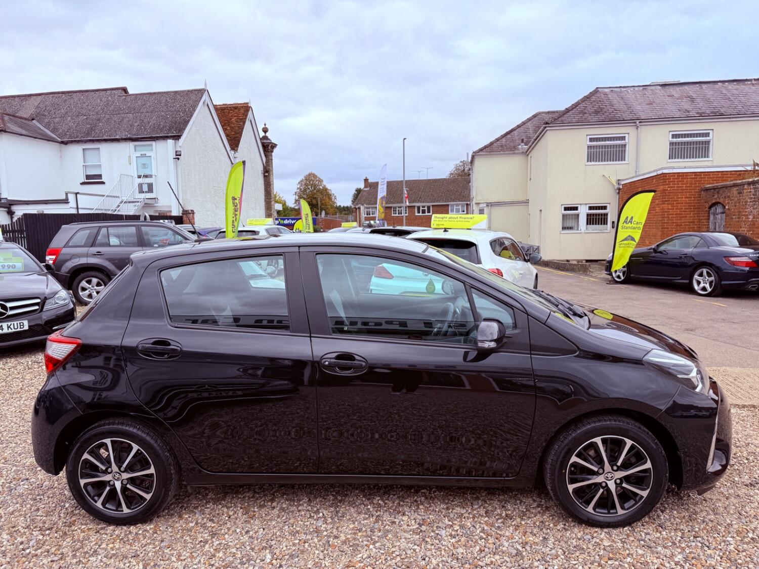 Used Toyota Yaris 2018 for sale - 76198152: Photo 7