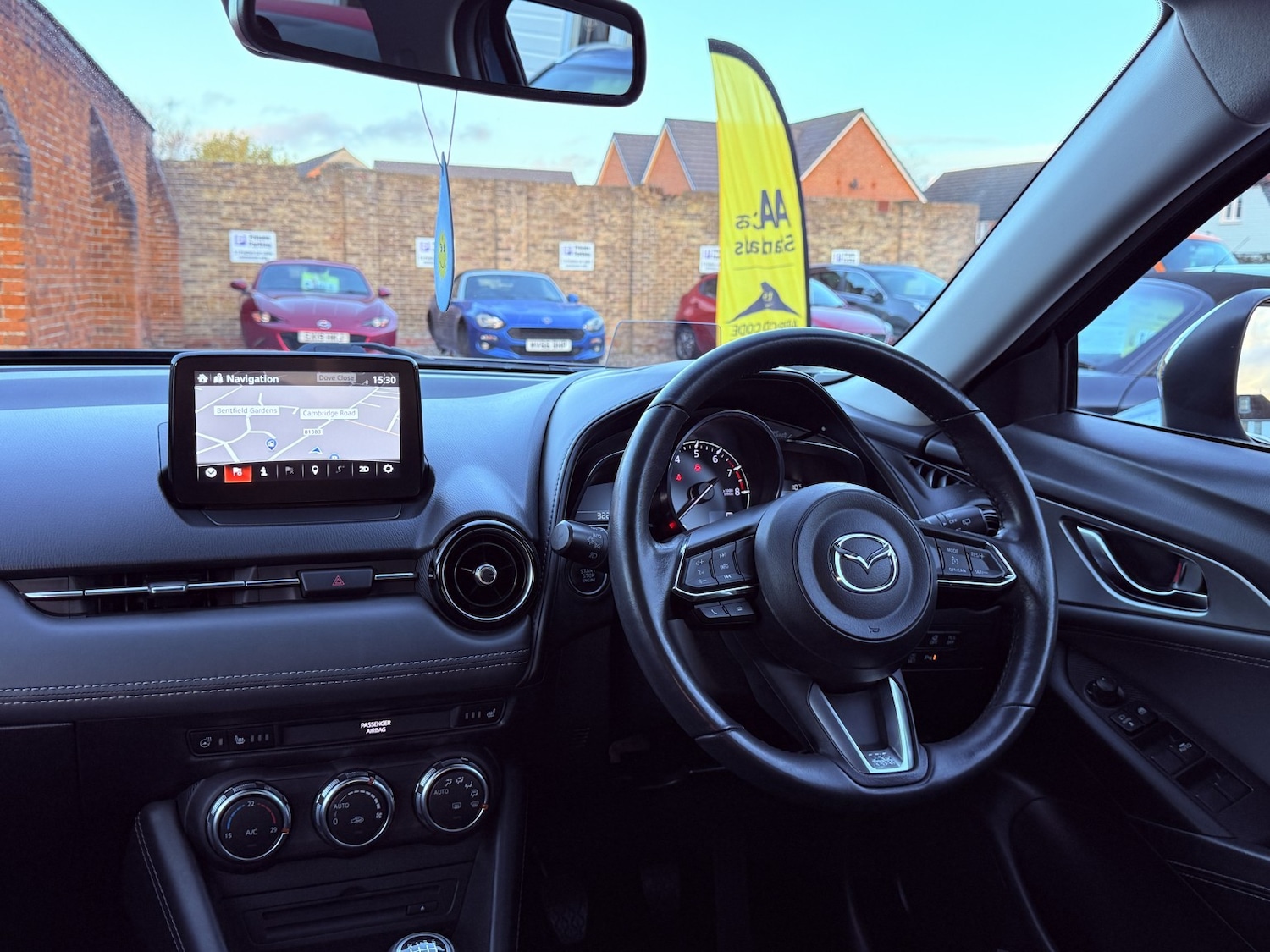 Used Mazda CX-3 2018 for sale - 76884801: Photo 2