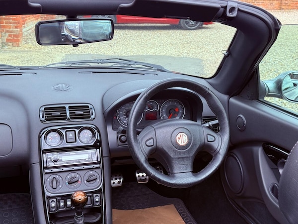 Used MG MGF 2011 for sale - 75223246: Photo 2