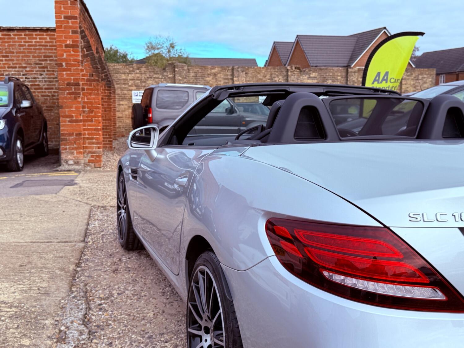 Used Mercedes-Benz SLC 2019 for sale - 76011399: Photo 13