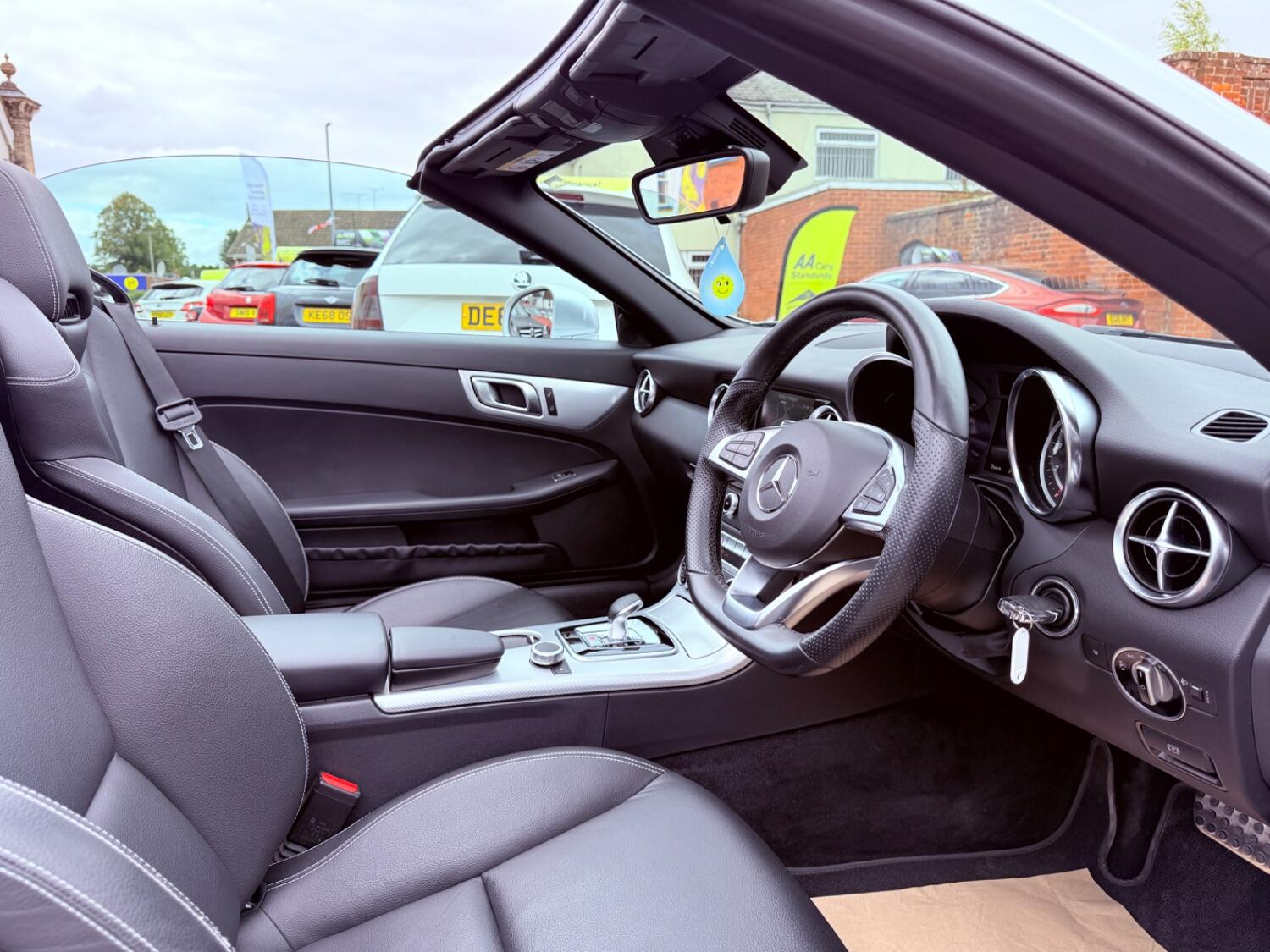 Used Mercedes-Benz SLC 2019 for sale - 76011399: Photo 40