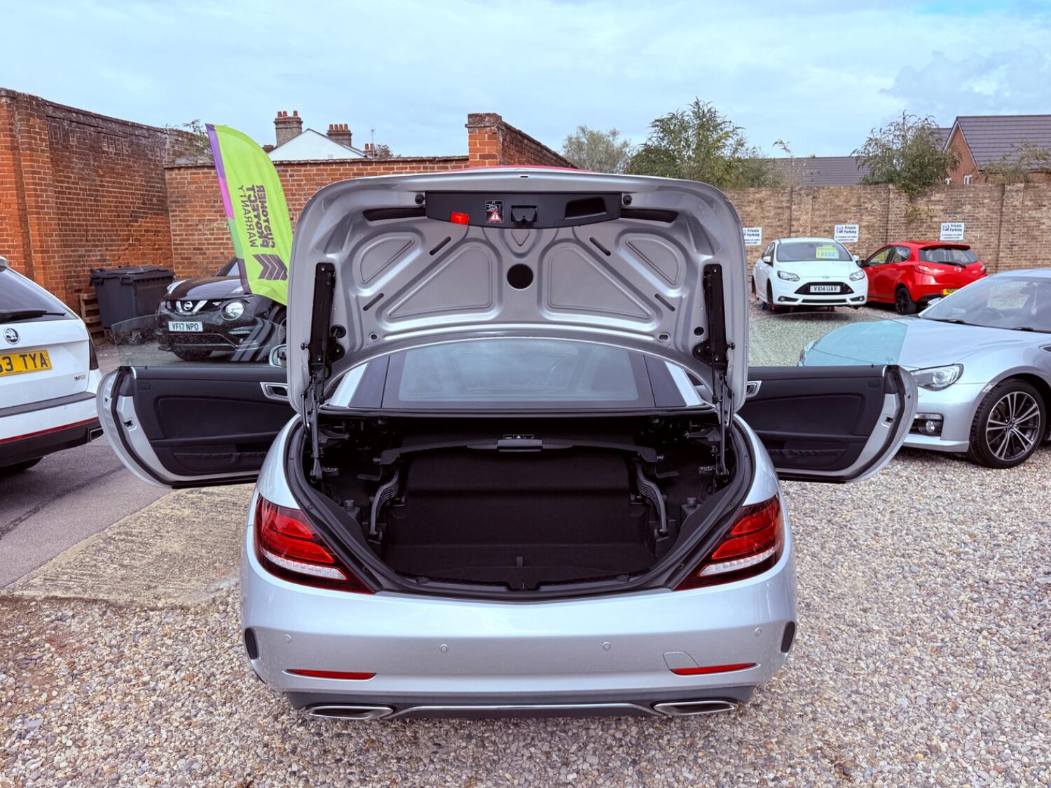 Used Mercedes-Benz SLC 2019 for sale - 76011399: Photo 51