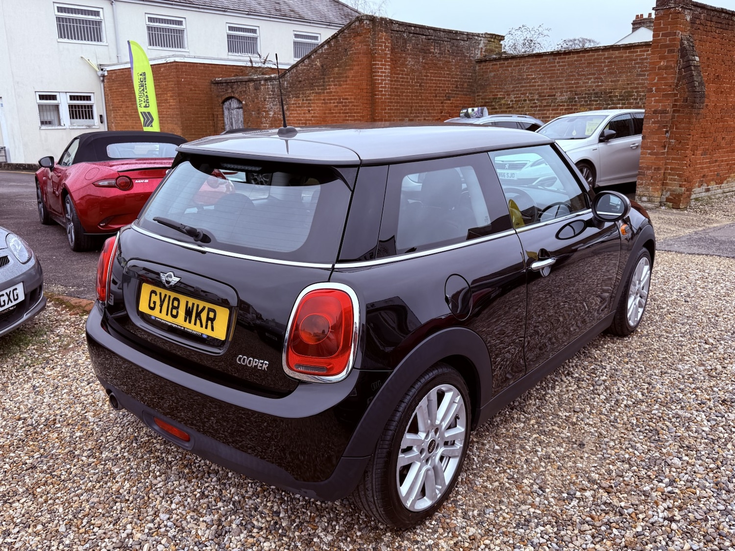 Used MINI Hatch 2018 for sale - 77564218: Photo 6