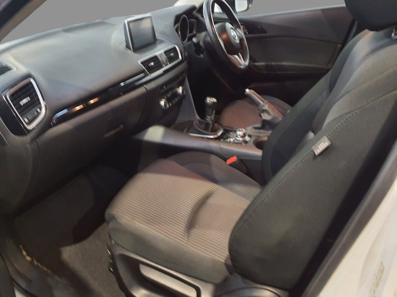 Used Mazda Mazda3 2016 for sale - 77701117: Photo 2