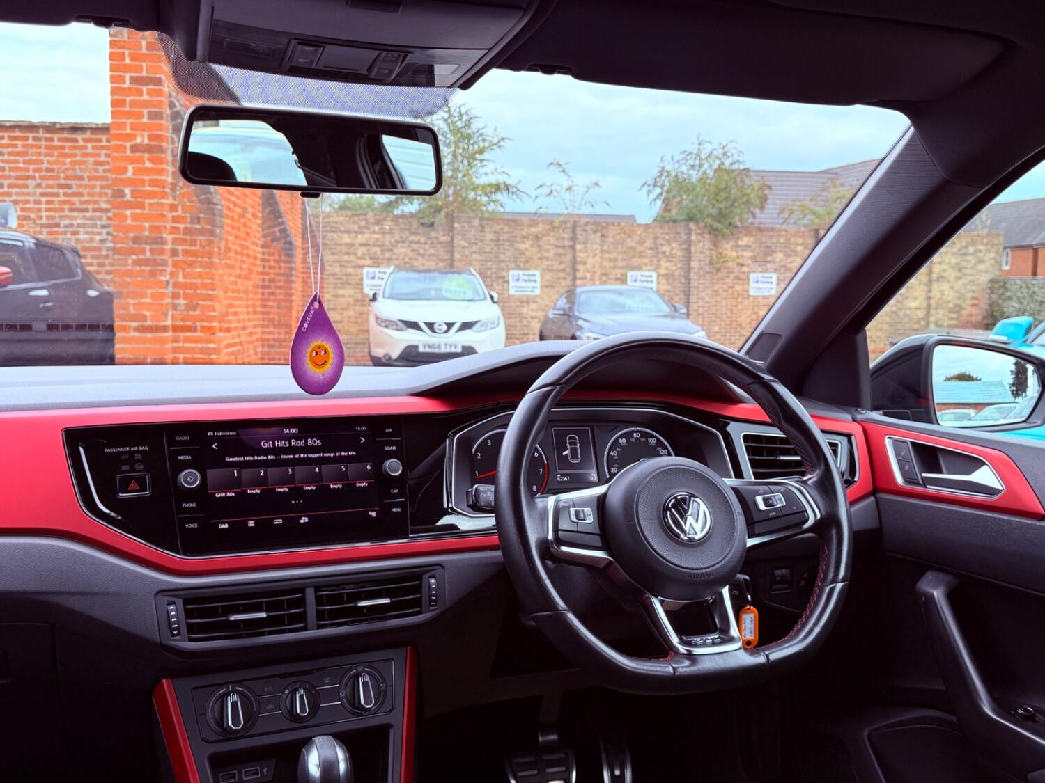 Used Volkswagen Polo 2019 for sale - 76082680: Photo 2