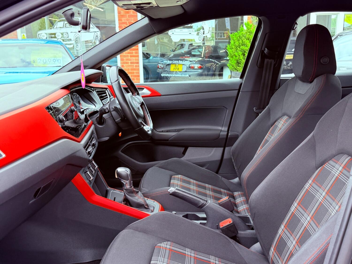 Used Volkswagen Polo 2019 for sale - 76082680: Photo 24