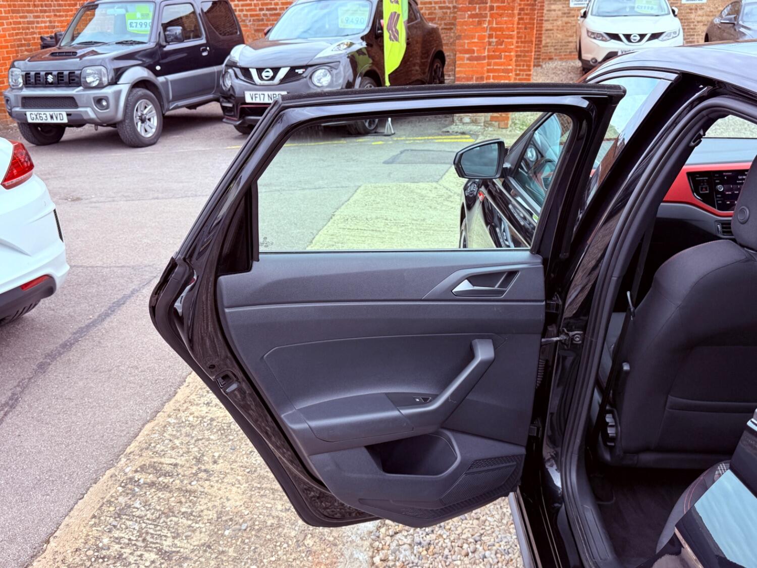 Used Volkswagen Polo 2019 for sale - 76082680: Photo 25