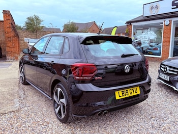 Used Volkswagen Polo 2019 for sale - 76082680: Photo 4