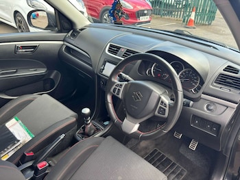Used Suzuki Swift 2015 for sale - 79539686: Photo