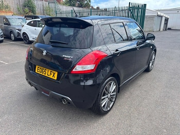 Used Suzuki Swift 2015 for sale - 79539686: Photo