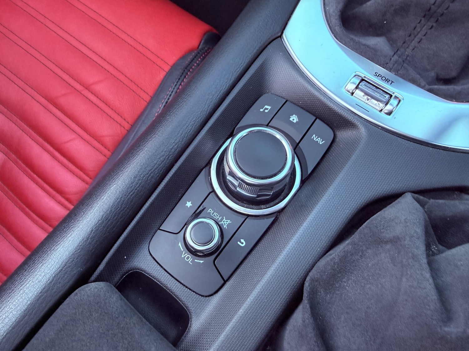 Used Abarth 124 Spider 2018 for sale - 77289190: Photo 41