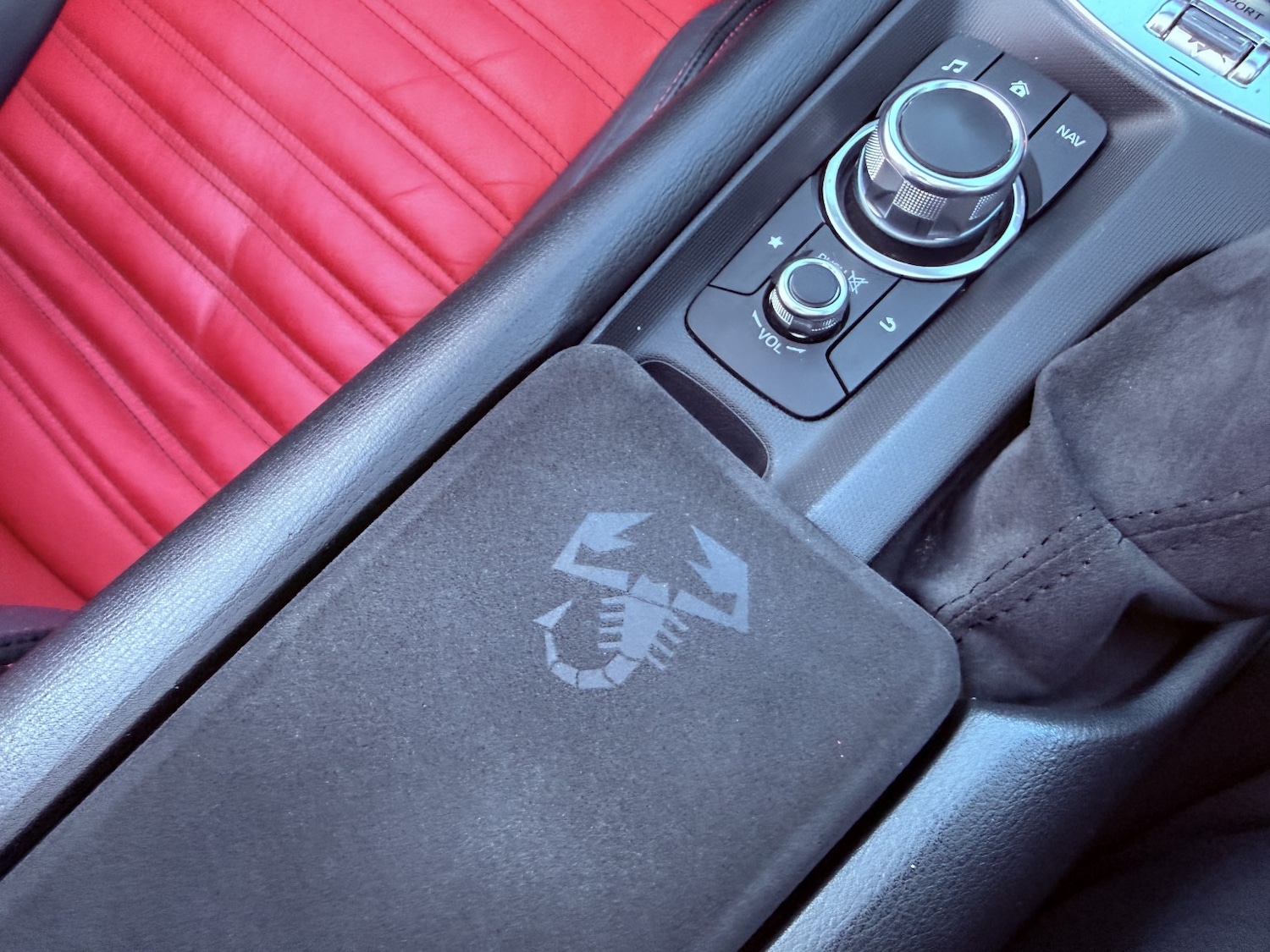 Used Abarth 124 Spider 2018 for sale - 77289190: Photo 42