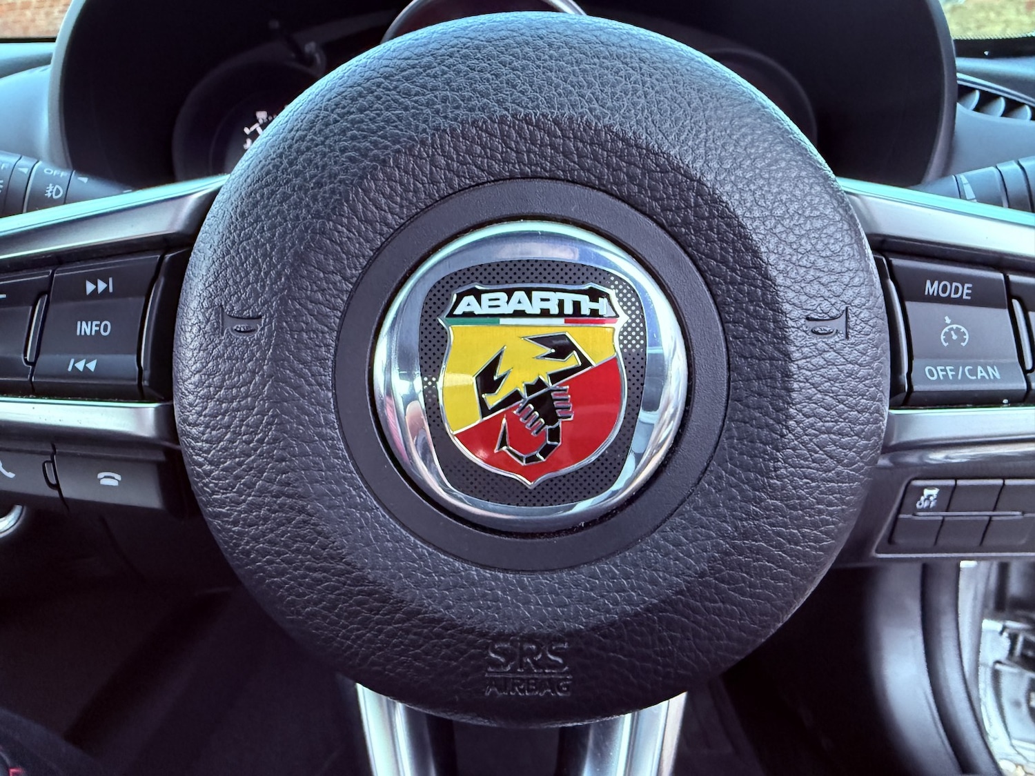 Used Abarth 124 Spider 2018 for sale - 77289190: Photo 45