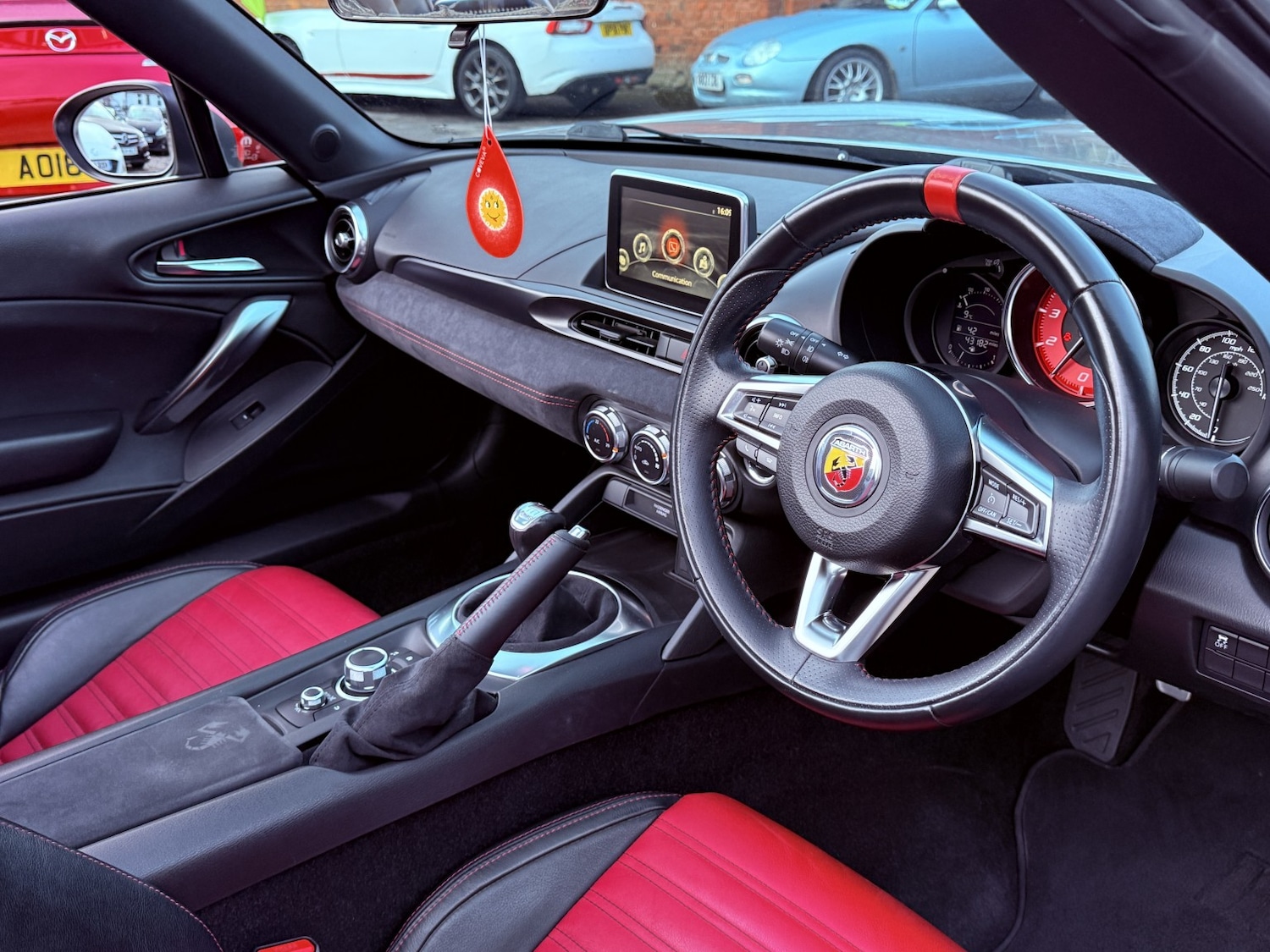 Used Abarth 124 Spider 2018 for sale - 77289190: Photo 48