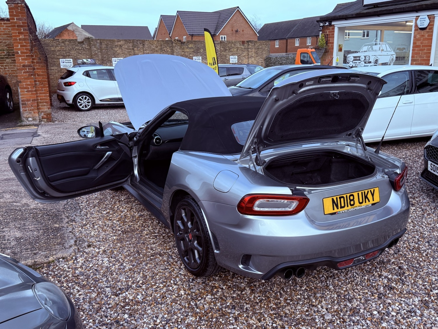 Used Abarth 124 Spider 2018 for sale - 77289190: Photo 58