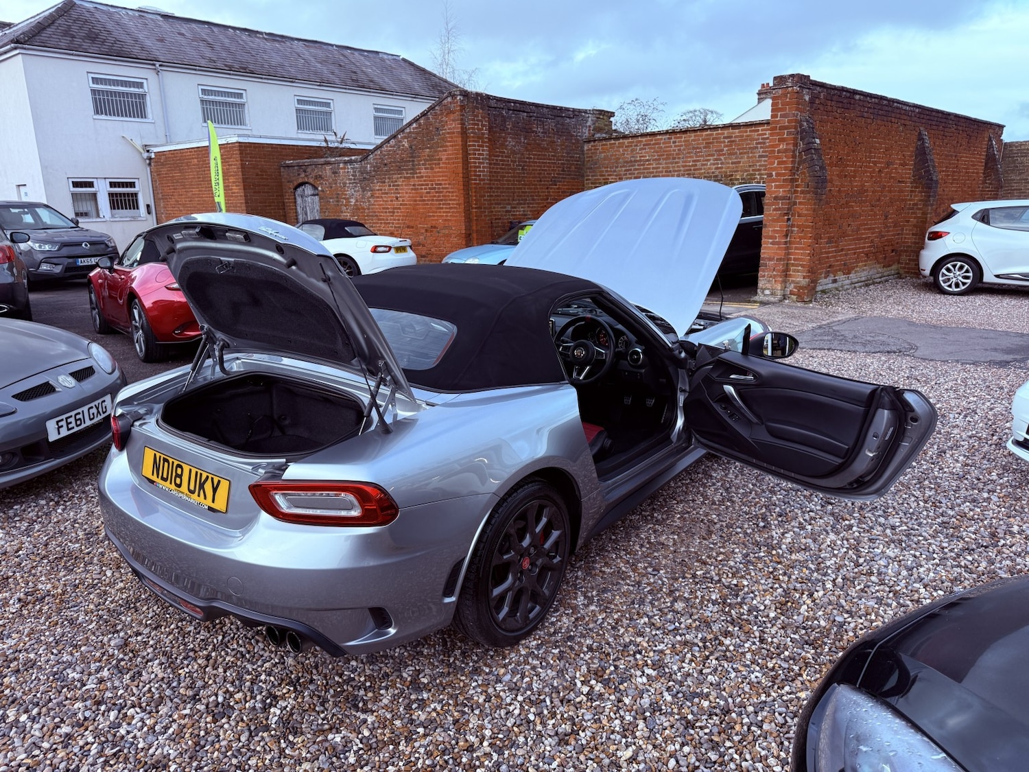 Used Abarth 124 Spider 2018 for sale - 77289190: Photo 60