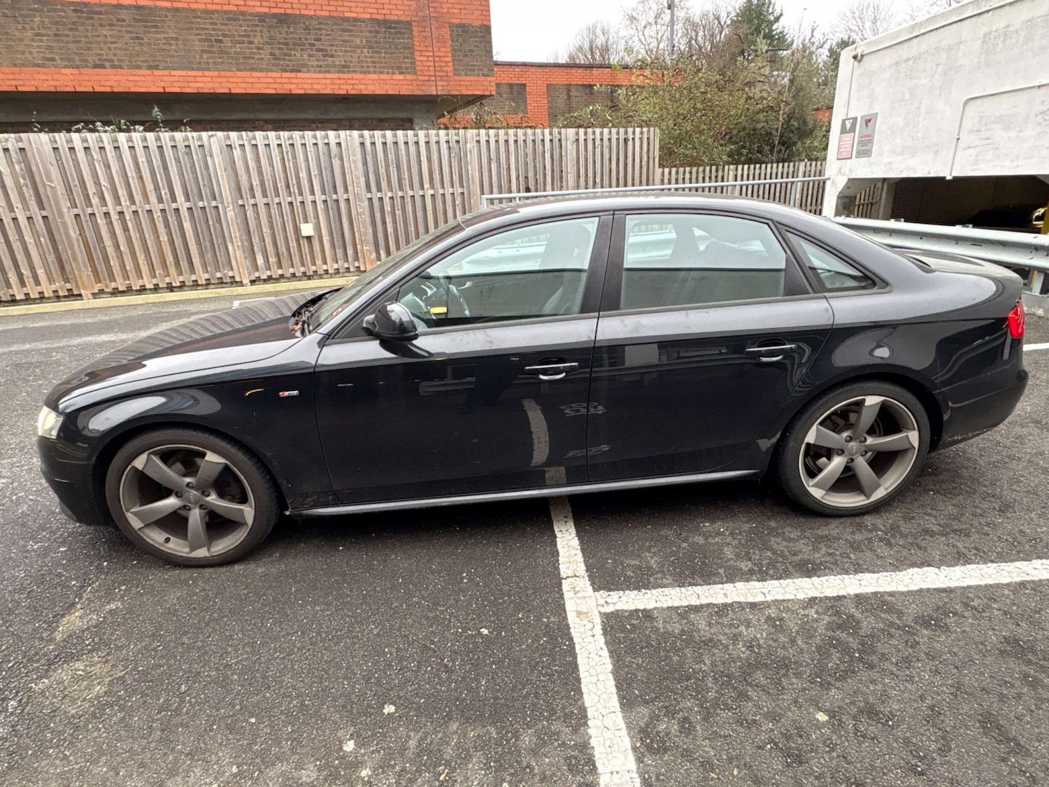 Used Audi A4 2012 for sale - 77189345: Photo 10