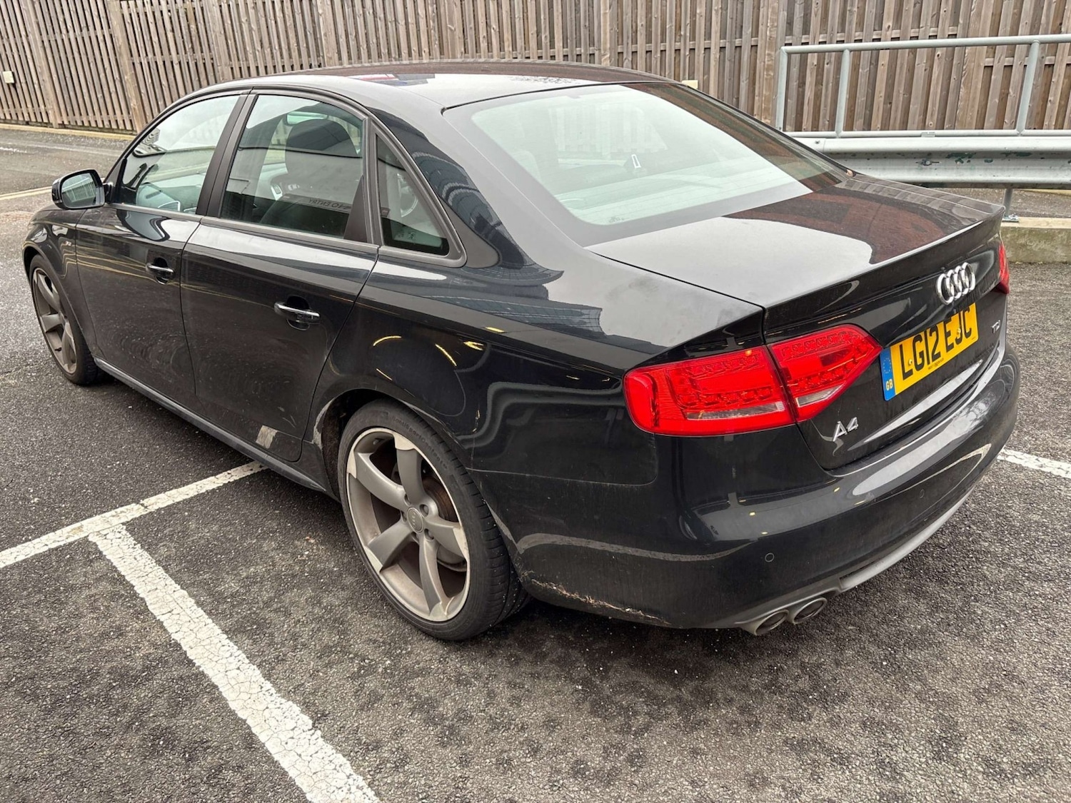 Used Audi A4 2012 for sale - 77189345: Photo 4
