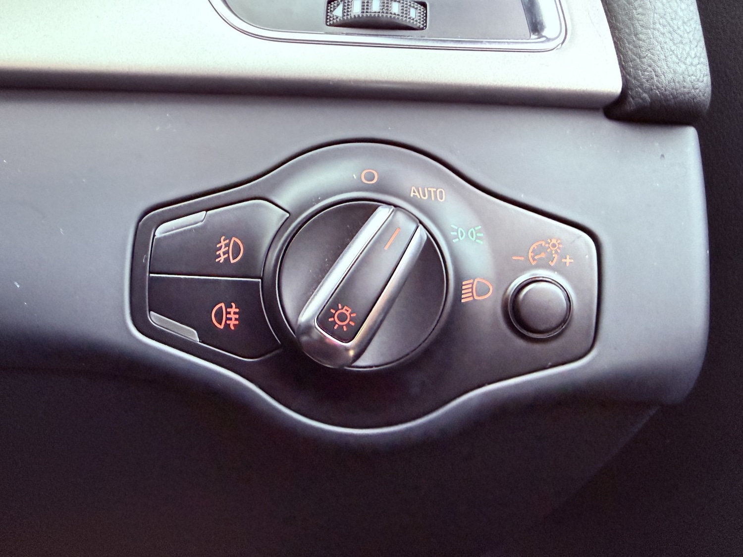 Used Audi A4 2012 for sale - 77189345: Photo 43