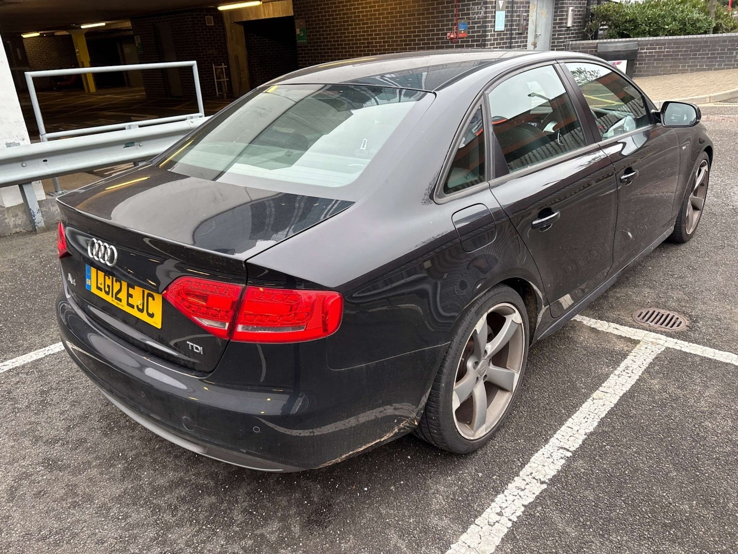 Used Audi A4 2012 for sale - 77189345: Photo 6