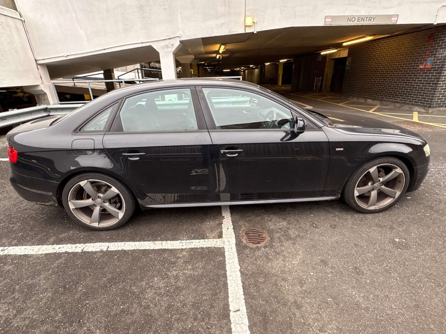 Used Audi A4 2012 for sale - 77189345: Photo 7