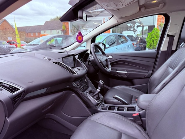 Used Ford C-Max 2015 for sale - 76305635: Photo 24