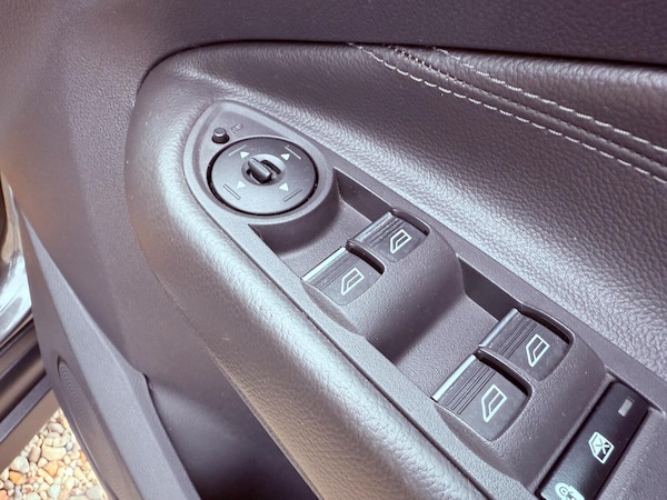 Used Ford C-Max 2015 for sale - 76305635: Photo 49