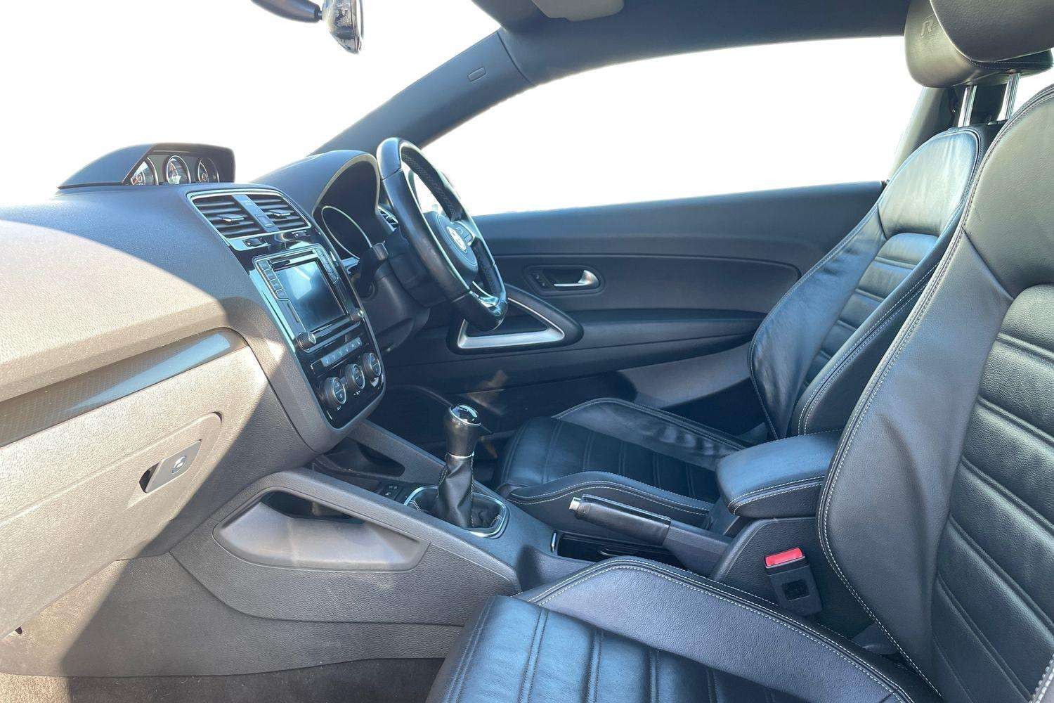 Used Volkswagen Scirocco 2017 for sale - 78145855: Photo 7