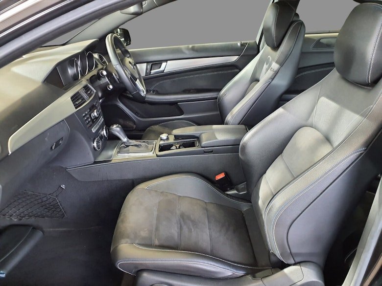 Used Mercedes-Benz C Class 2014 for sale - 76769127: Photo 2