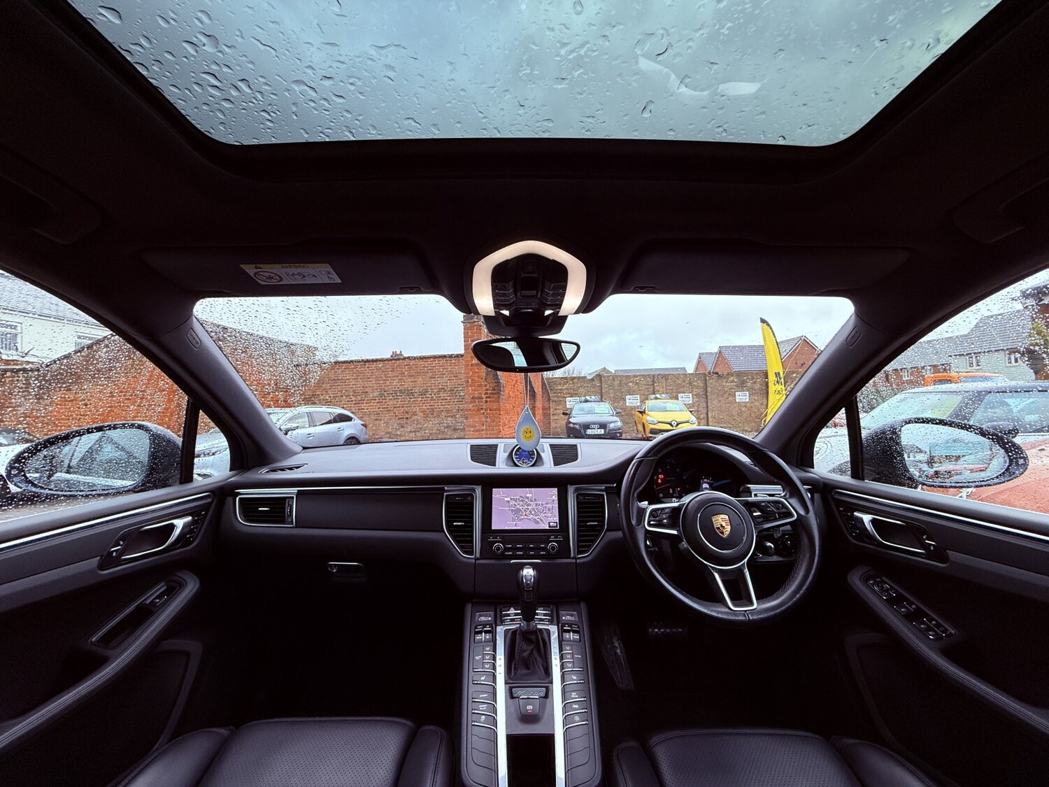 Used Porsche Macan 2018 for sale - 77357414: Photo 17