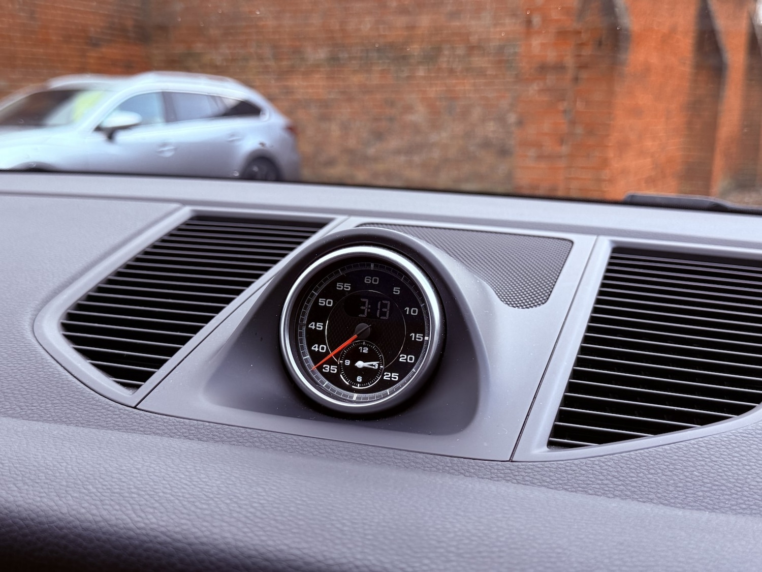 Used Porsche Macan 2018 for sale - 77357414: Photo 19