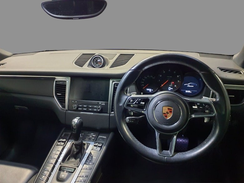 Used Porsche Macan 2018 for sale - 77357414: Photo 2